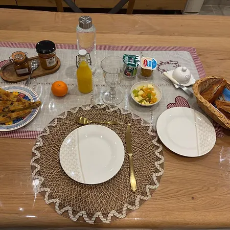 Chez Eric Et Nath Nocleg ze śniadaniem 3*